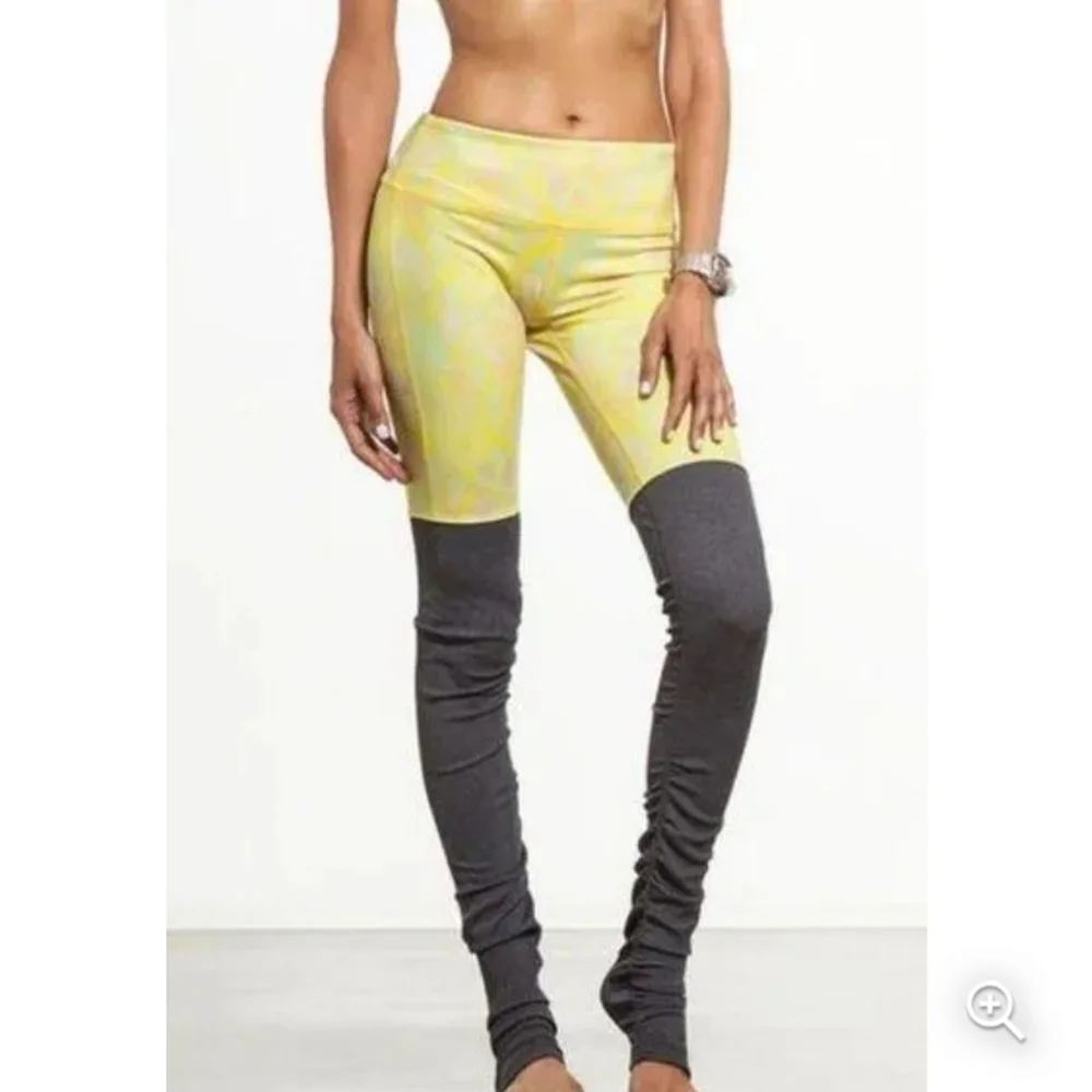 Alo Yoga Alo Goddess‎ Indio Zest High Waist Leggings Yellow & Gray. Size M
